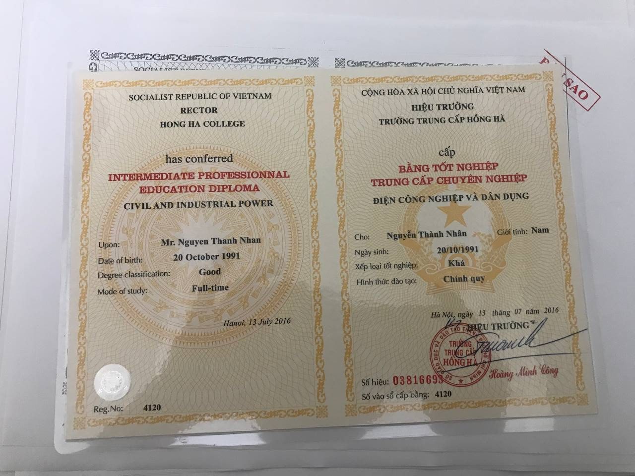Làm Bằng Trung Cấp Giả Phôi Thật 100% Nhanh Chóng Và Chất Lượng