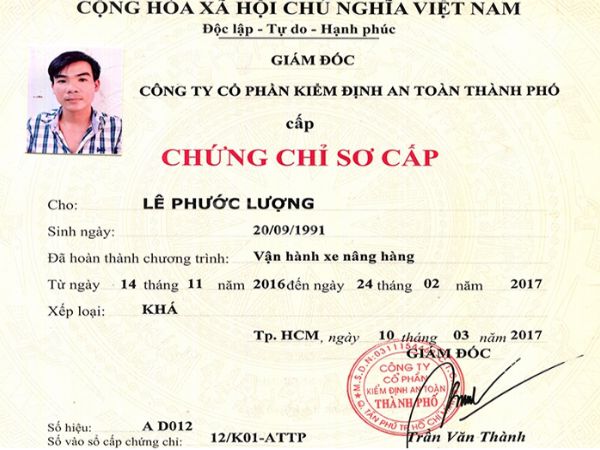Làm Chứng Chỉ Xe Nâng Bao Công Chứng Đi Làm Trên Cả Nước