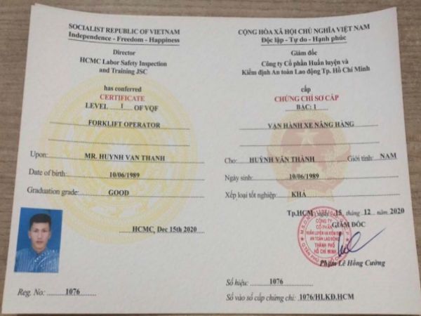 Làm Chứng Chỉ Xe Nâng Bao Công Chứng Đi Làm Trên Cả Nước