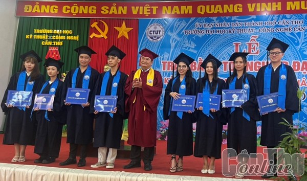 Tư vấn và giải đáp một số thắc mắc về bằng đại học tại Cần Thơ